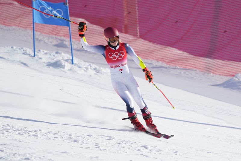 Olympics: Alpine Skiing-Womens Giant Slalom