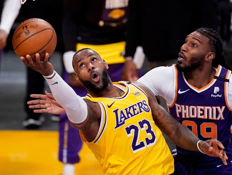 FILE PHOTO: NBA: Playoffs-Phoenix Suns at Los Angeles Lakers