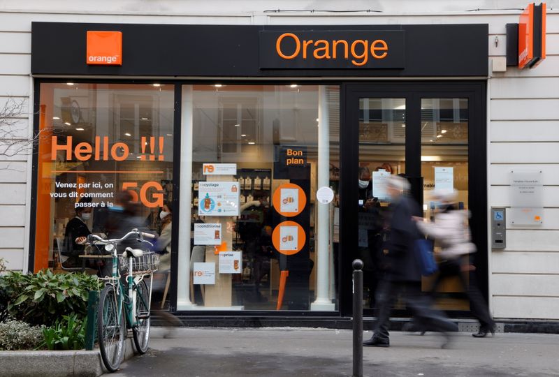FILE PHOTO: French telecoms operator Orange store in Paris