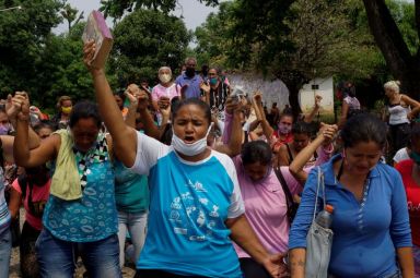 FILE PHOTO: Relatives of inmates protest outside Los Llanos penitentiary