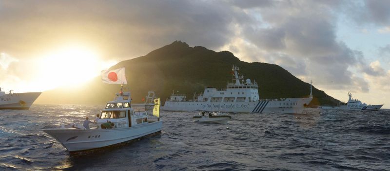 Chinese marine surveillance ship Haijian No. 51 sails near Uotsuri