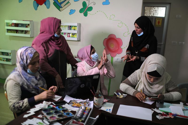 Women with hearing loss in Gaza make animations to raise