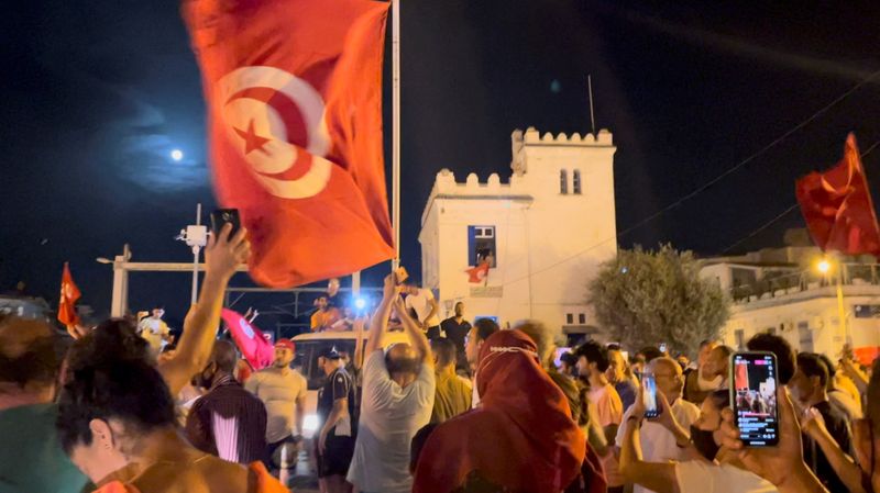 Protests in Tunisia after parliament was suspended