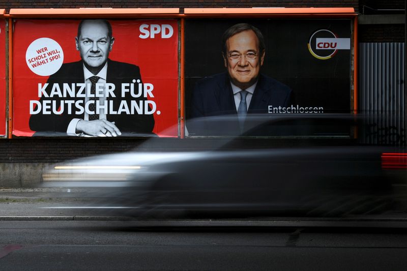 An election campaign billboard, featuring SPD’s Olaf Scholz and CDU’s