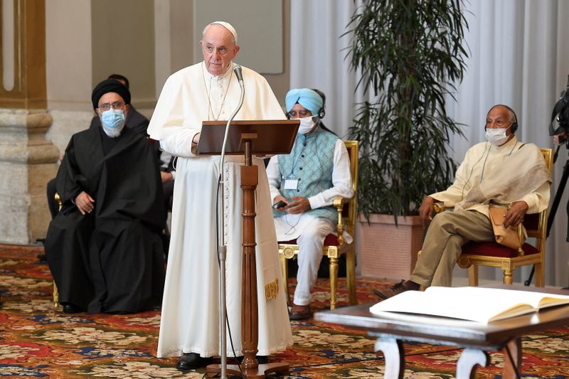Vatican hosts ‘Faith and Science’ talks to raise stakes ahead