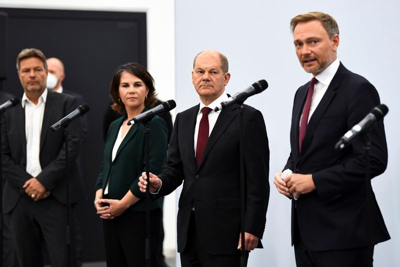 Exploratory talks for a possible new government coalition in Berlin