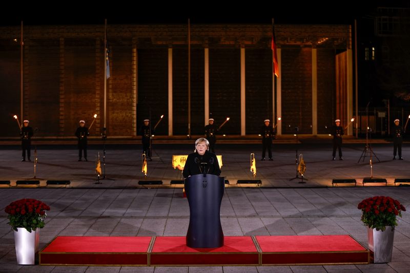Ceremonial send-off for Merkel in Berlin