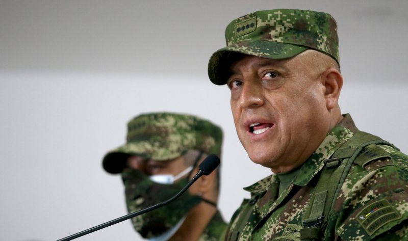 Commander of the Colombian Military Forces, General Luis Fernando Navarro