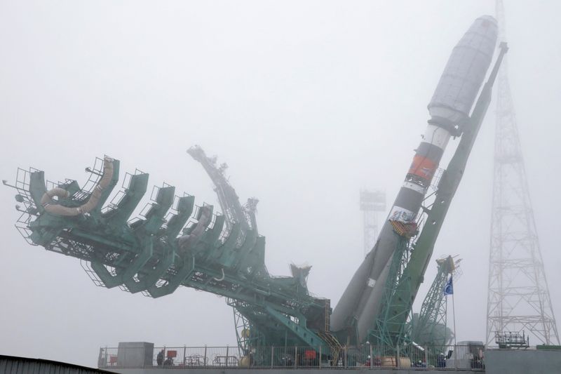 A Soyuz rocket booster with satellites of British firm OneWeb