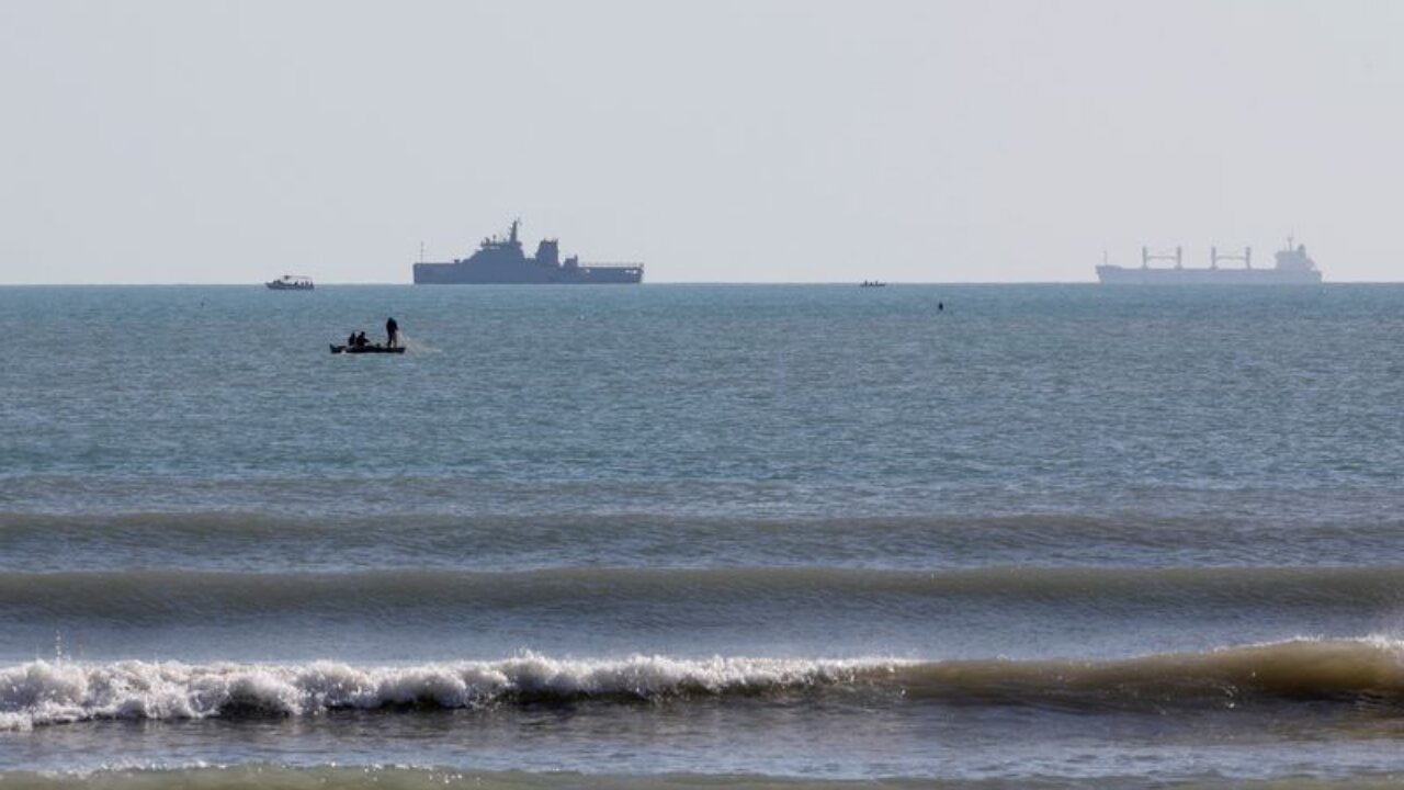 Tunisia, Others Seek to Limit Damage After Ship Carrying Fuel Sinks