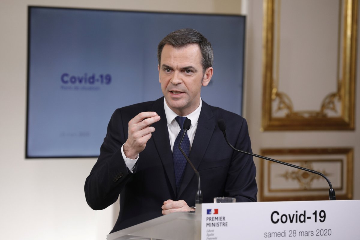 French PM Philippe and Health Minister Veran give a news