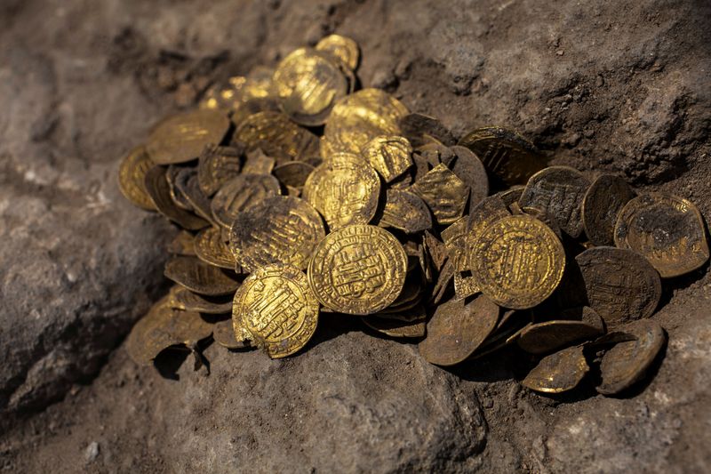 A hoard of gold coins, said by the Israel Antiquities