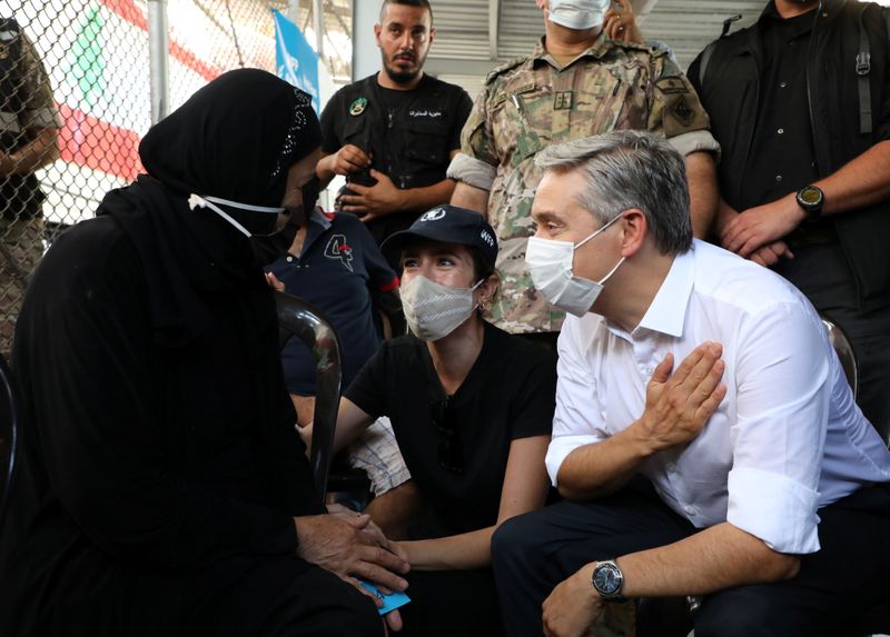 Canadian Foreign Minister Francois-Philippe Champagne visits WFP distribution site in