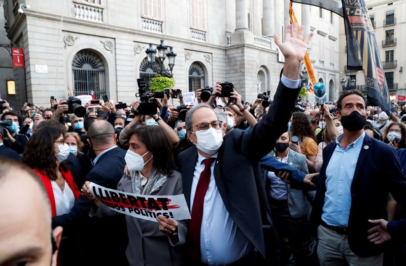 Separatist demonstrators show support for Catalan Regional leader Quim Torra,
