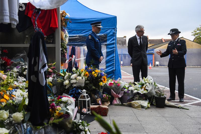 Tribute to New Zealand-born Met Police Sergeant Ratana in London