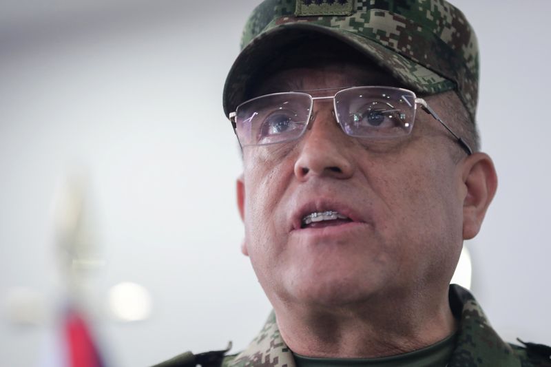 Commander of the Colombian Military Forces, General Luis Fernando Navarro
