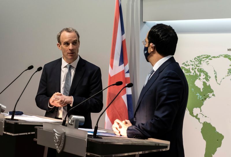 Cypriot Foreign Minister Nikos Christodoulides and Britain’s Foreign Affairs Secretary