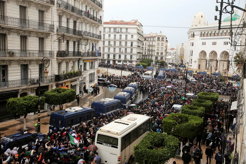 Algerian demonstrators rally to revive protest movement