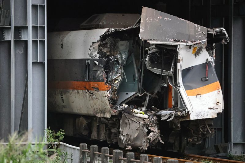 Deadly train derailment in eastern Taiwan