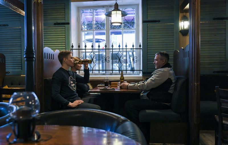 FILE PHOTO: Restaurants amid COVID-19 restrictions in Helsinki