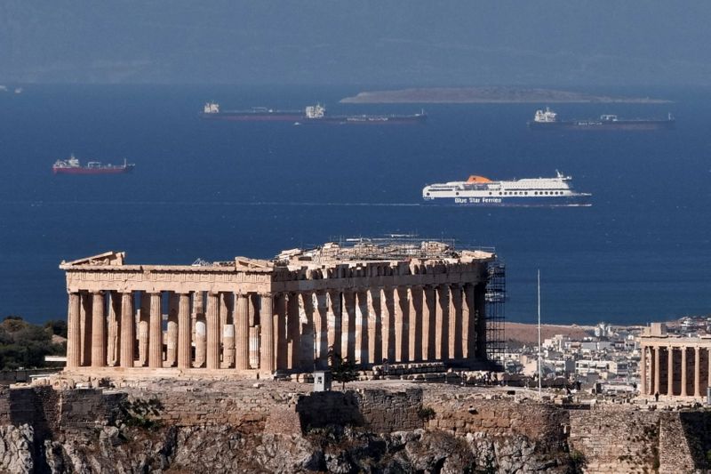 Greece prepares to kick off tourist season