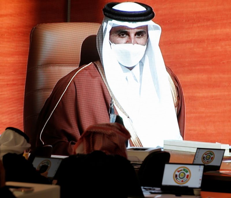 FILE PHOTO: Qatar’s Emir Sheikh Tamim bin Hamad al-Thani is