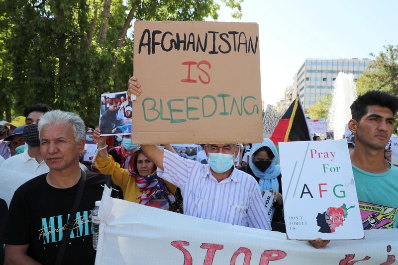 People demonstrate in support of Afghanistan in Athens