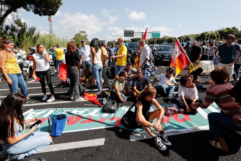 Protest against Italia Trasporto Aereo, in Rome