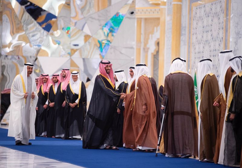 Abu Dhabi Crown Prince Sheikh Mohammed bin Zayed al-Nahyan receives