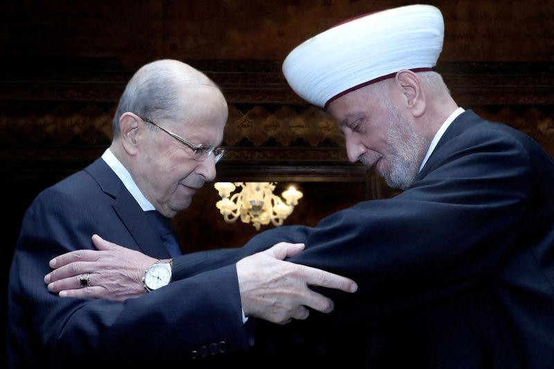 Lebanon’s President Michel Aoun meets with Grand Mufti Sheikh Abdul