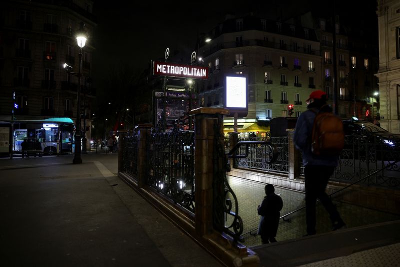 Paris’ Metro on the eve of a major strike