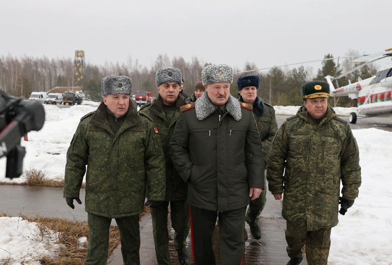 Belarusian President Lukashenko inspects military exercises in the Mogilev region