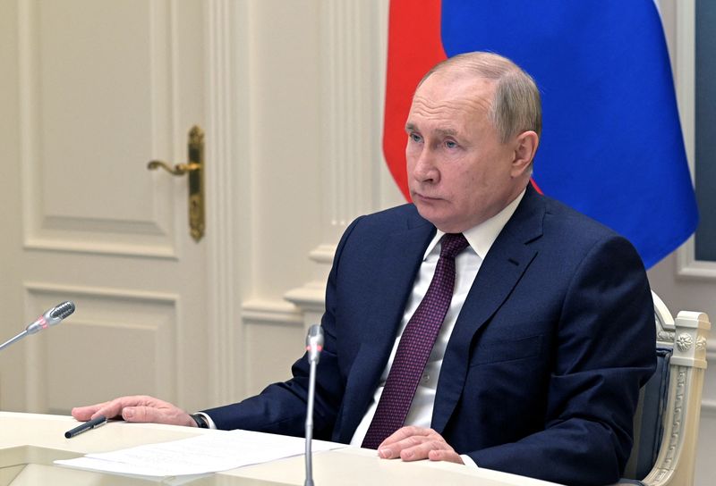 Russian President Putin gives start to the exercise of the