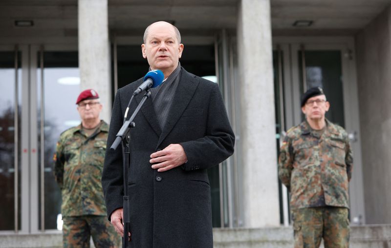 German Chancellor visits German Army Operations Command in Schwielowsee