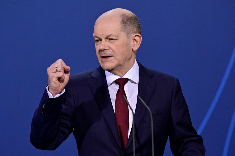 Finland’s Prime Minister Sanna Marin and German Chancellor Olaf Scholz