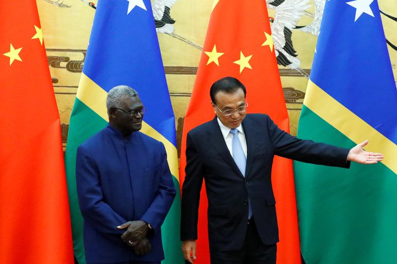 Solomon Islands Prime Minister Manasseh Sogavare and Chinese Premier Li