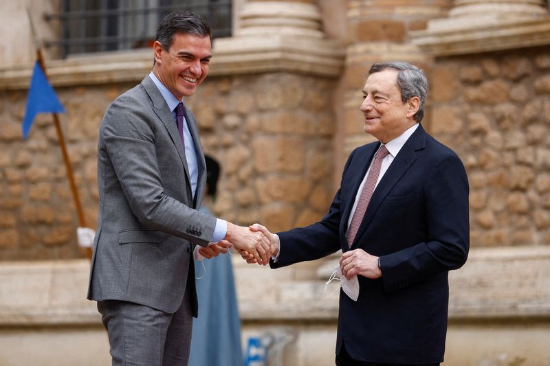 PMs of Italy, Spain and Portugal hold a joint press