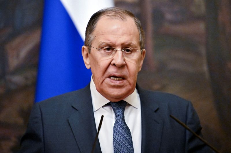 Russian Foreign Minister Sergei Lavrov and his Malian counterpart Abdoulaye